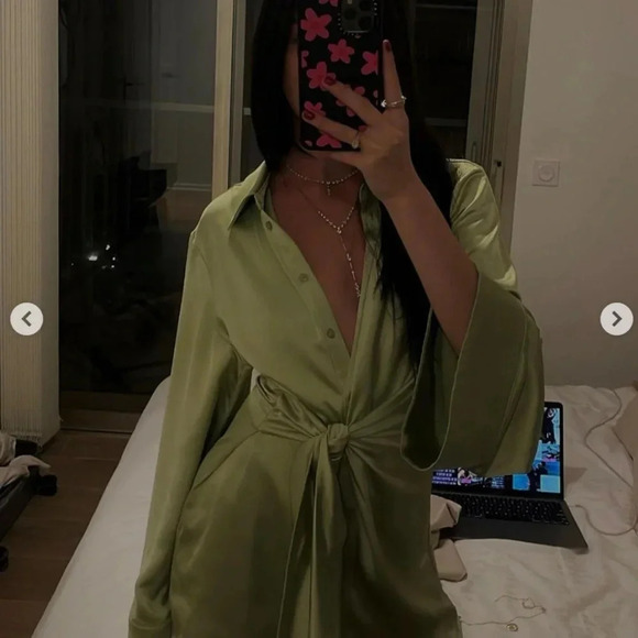 New Song of Style Marta Pistachio Green Mini Dress Wrap XS Revolve Satin - Picture 11 of 14